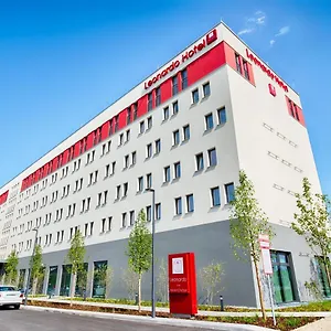 Ξενοδοχείο Leonardo East