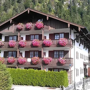  Apartment Haus Kirchplatz