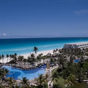 Resort Oasis Lite Cancún